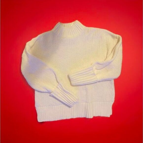 PINK ROSE  Sweater Size S Ivory Soft Plush Fuzzy Pullover Womens Cowl Neck - Picture 1 of 9